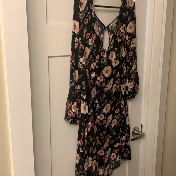 American Eagle floral dress - Picture 2 of 5